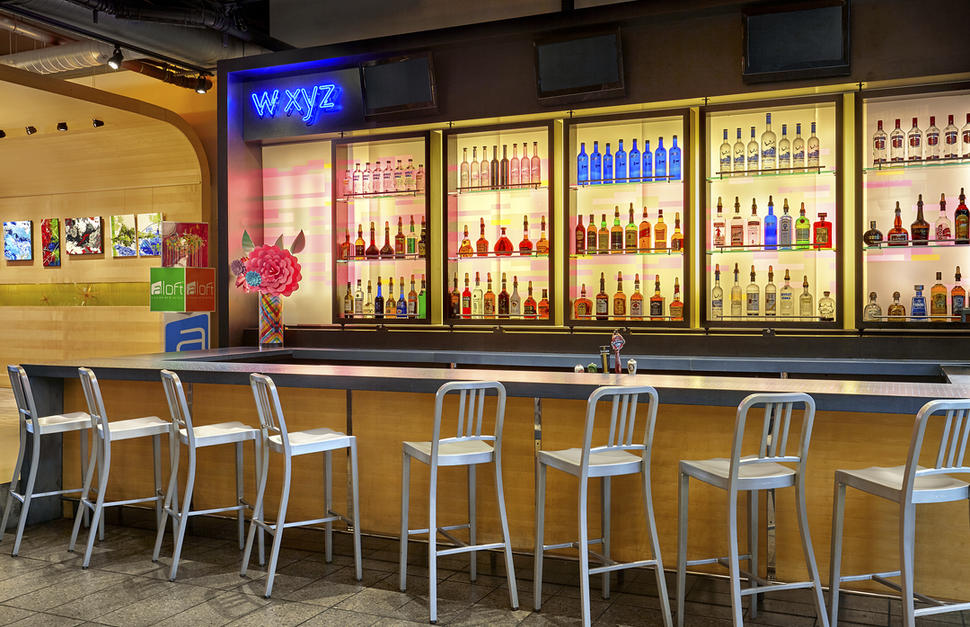W XYZ Bar