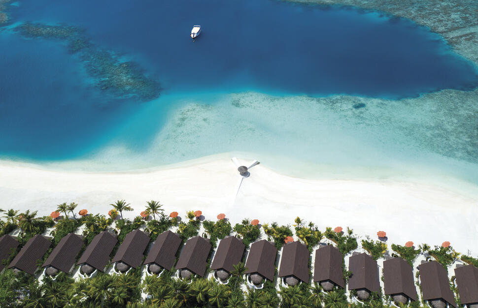 Deluxe Beach Villa with Pool