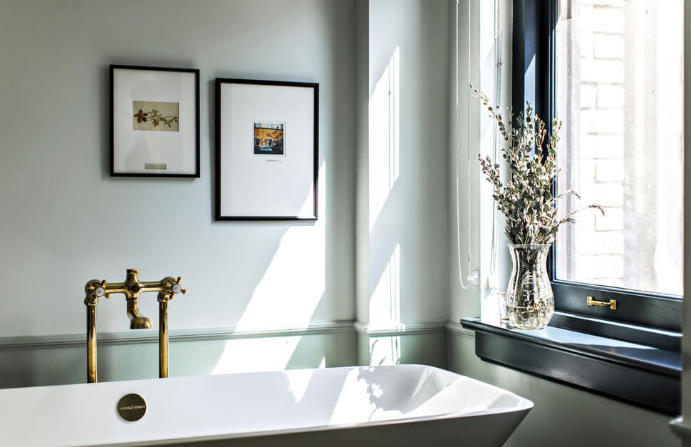 Atelier Bathroom