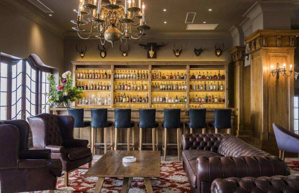 Craven Lounge