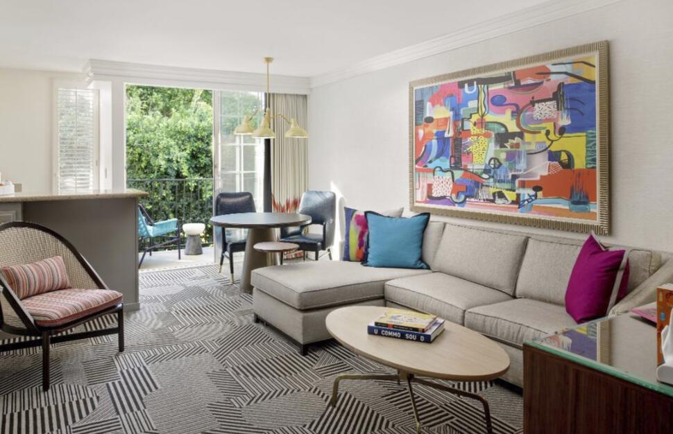 Studio King Suite