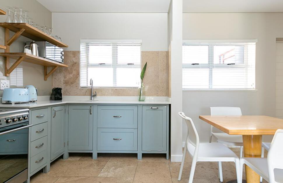 One Bedroom Apartment