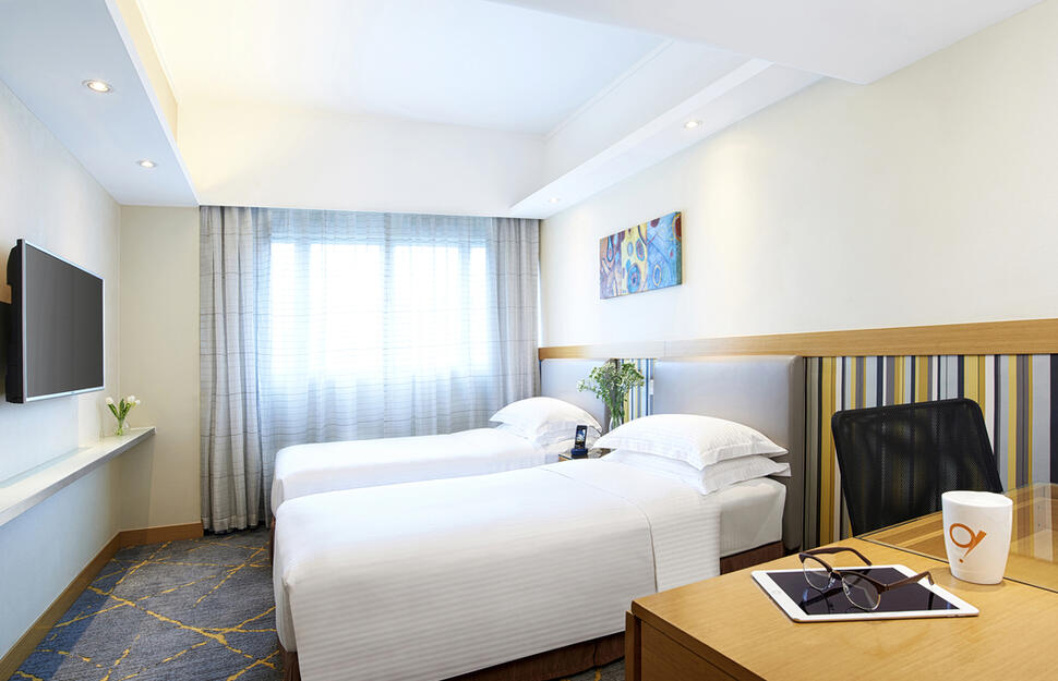 Premier room