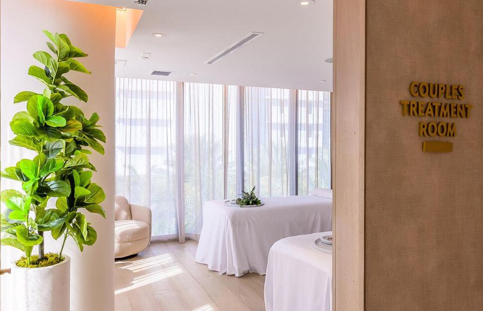 Fantastic - One Bedroom Suite Ocean View