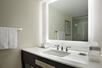 Standard bathroom, Hilton Miami Airport, Miami, Florida, USA