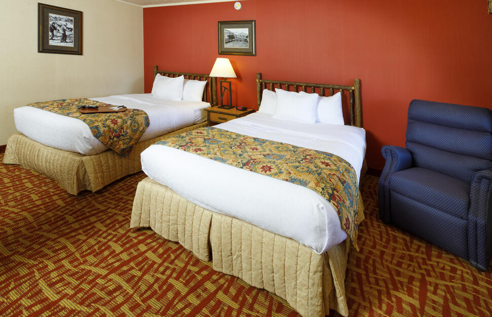 Traditional 2 Queen Rooms
