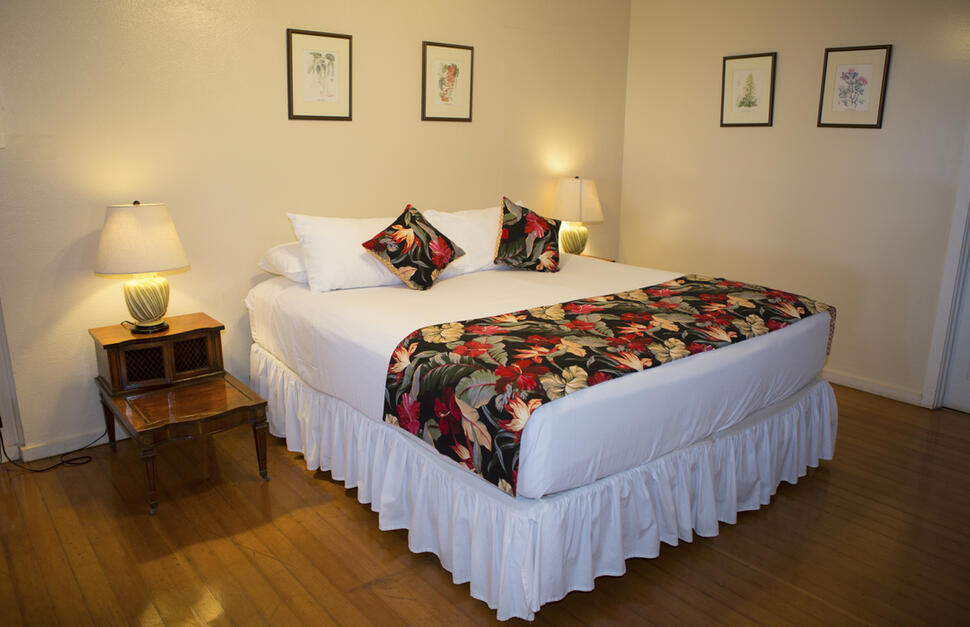 Cottage bedroom