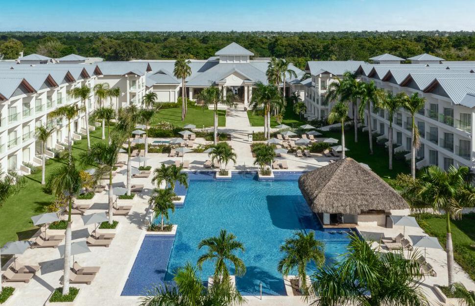 Premium Pool View