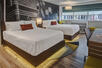 Queen Queen Room