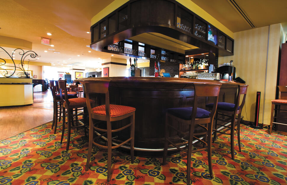 Le Bistro Bar