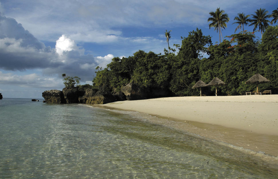 Mangapwani Beach