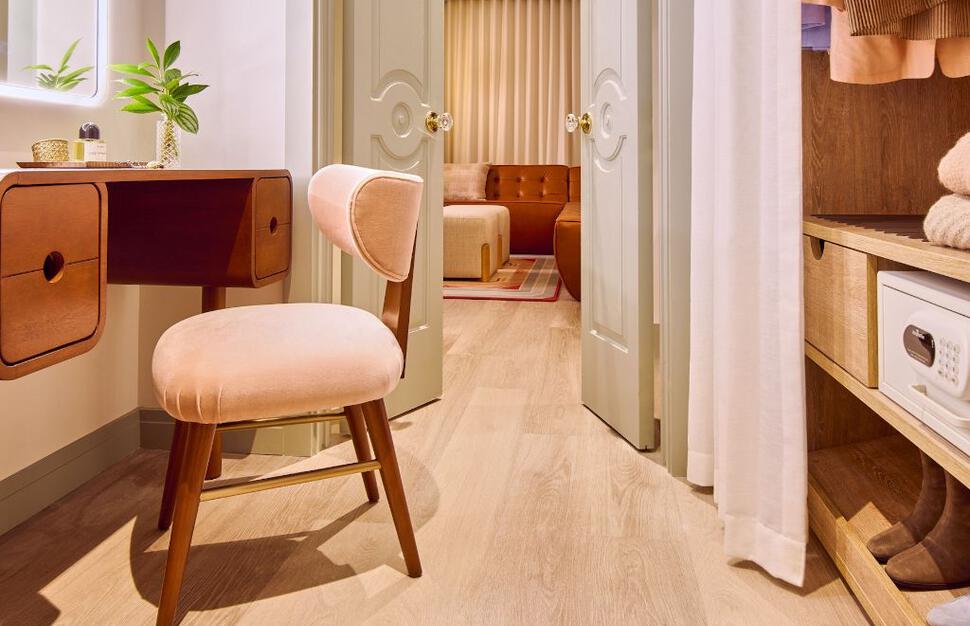 Chamber Rooms