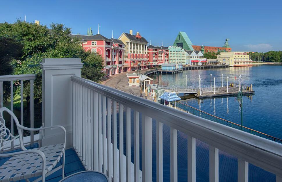 Water View Room