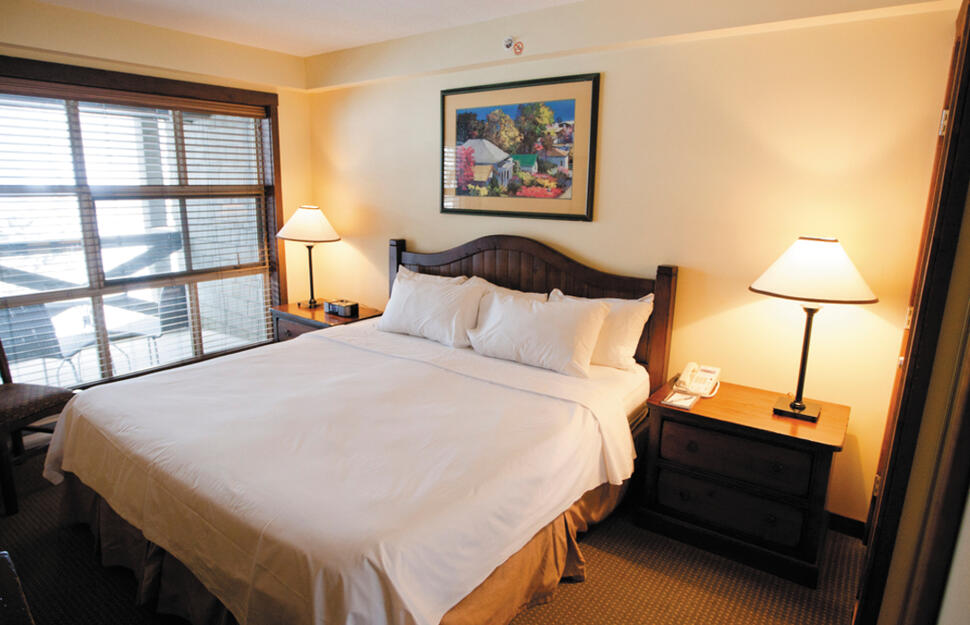 Suite Bedroom