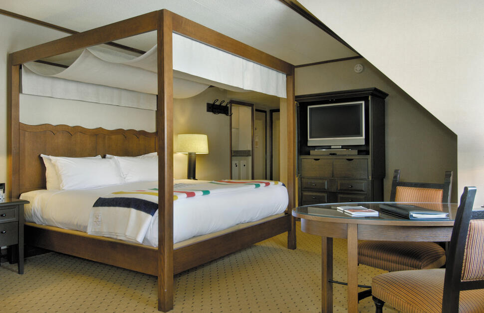 Fairmont Gold Room