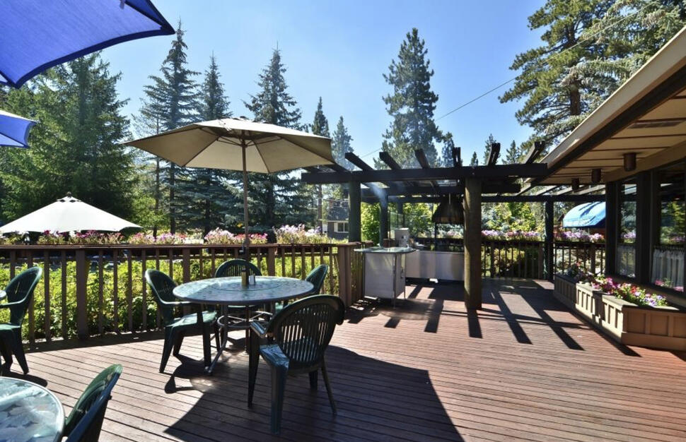 Restaurant Patio
