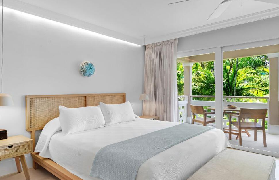 1-Bedroom Beachfront Suite