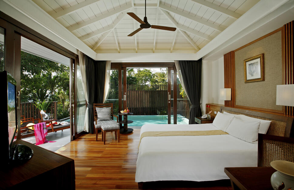 Premium deluxe pool villa