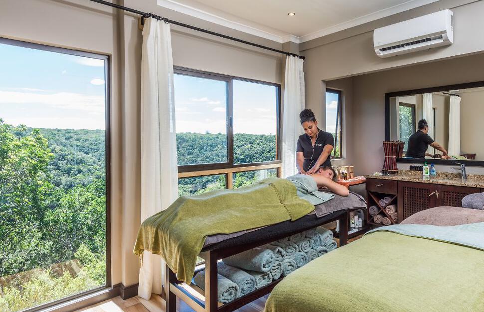 Ukhozi Lodge