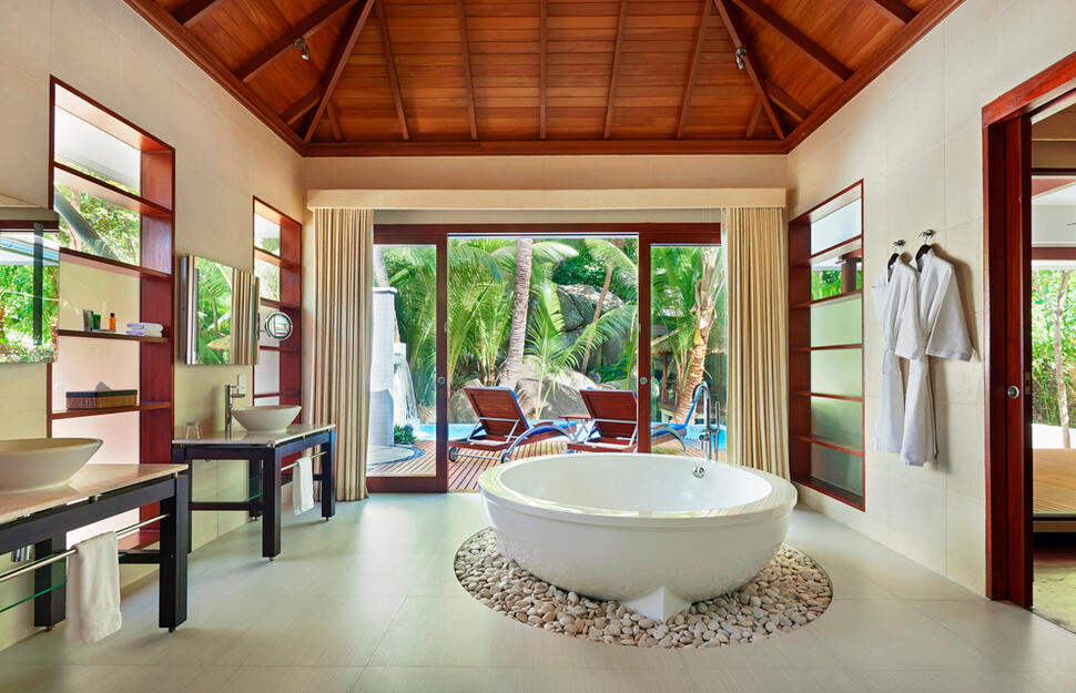 Deluxe Hillside Pool Villa