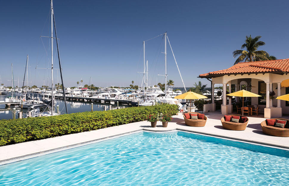 Poolside Restaurant