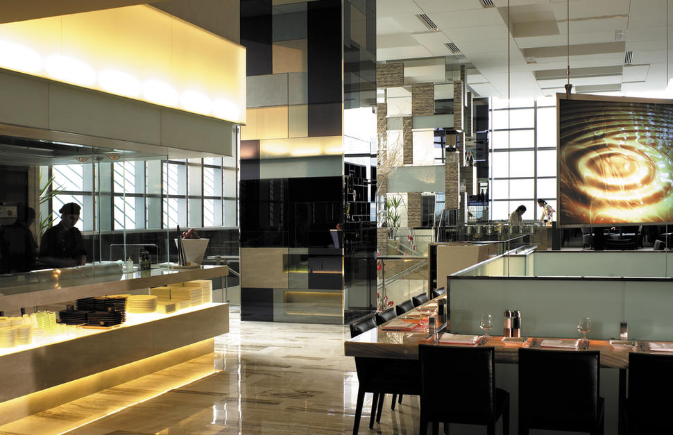 Gobo Upstairs Lounge & Grill, Traders by Shangri-La