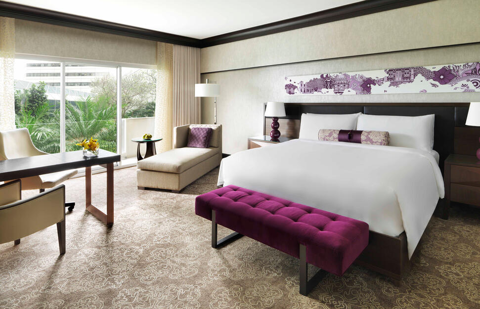 Fairmont Premier Room