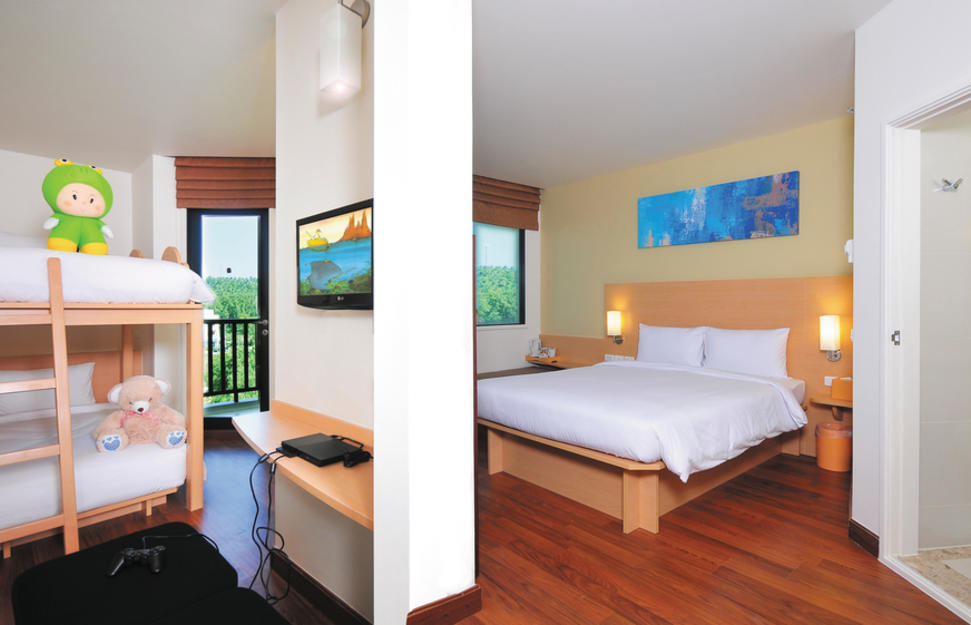 Family Room, Ibis Phuket Kata, Phuket, Thailand, Far East.