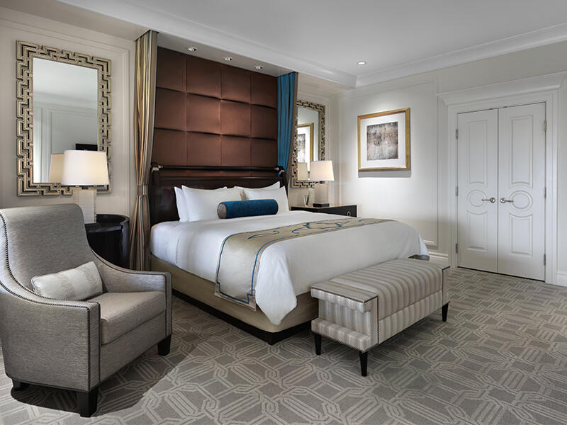 Luxury Suite Bedroom