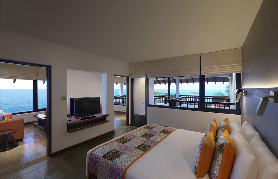 Corner Suite