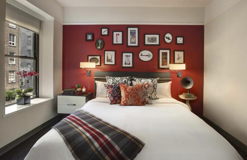 Deluxe King Room