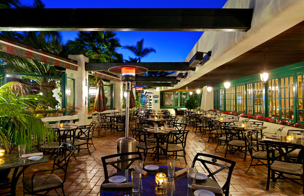 bluEmber Restaurant