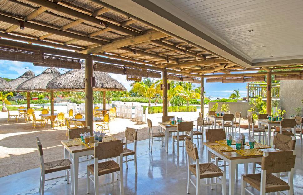 Couples Deluxe Partial Seaview Room