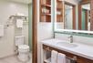 Molokai Wing Bathroom