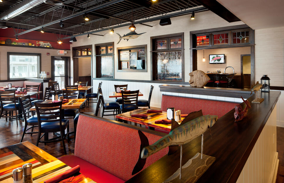 Red's Restaurant and Lounge