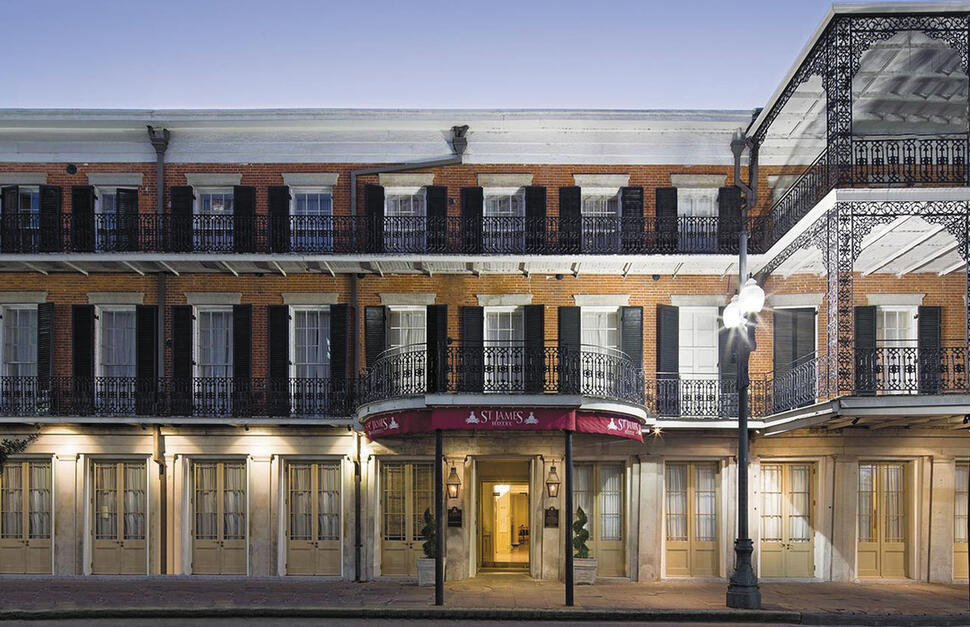 Exterior, bedroom, St James Hotel New Orleans, Southern USA.