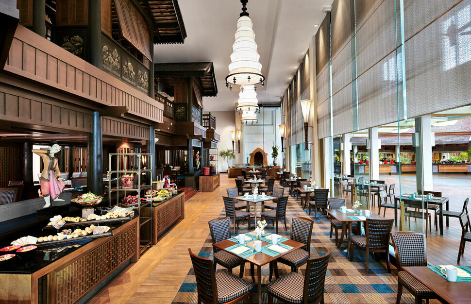 Benihana Japanese Teppanyaki Restaurant, Anantara Riverside Bangkok, Thailand