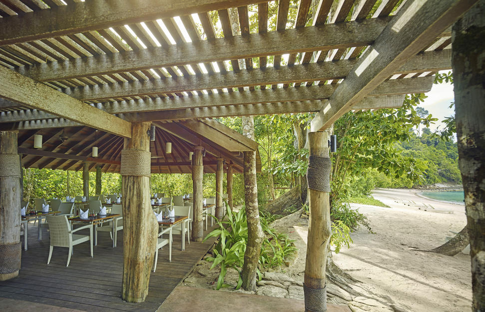 Tavajun Bay private beach