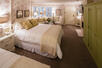 Queen Deluxe Room