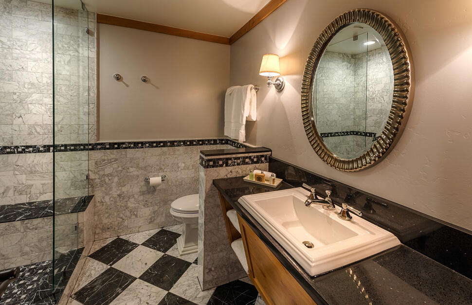 Superior Lakefront Room