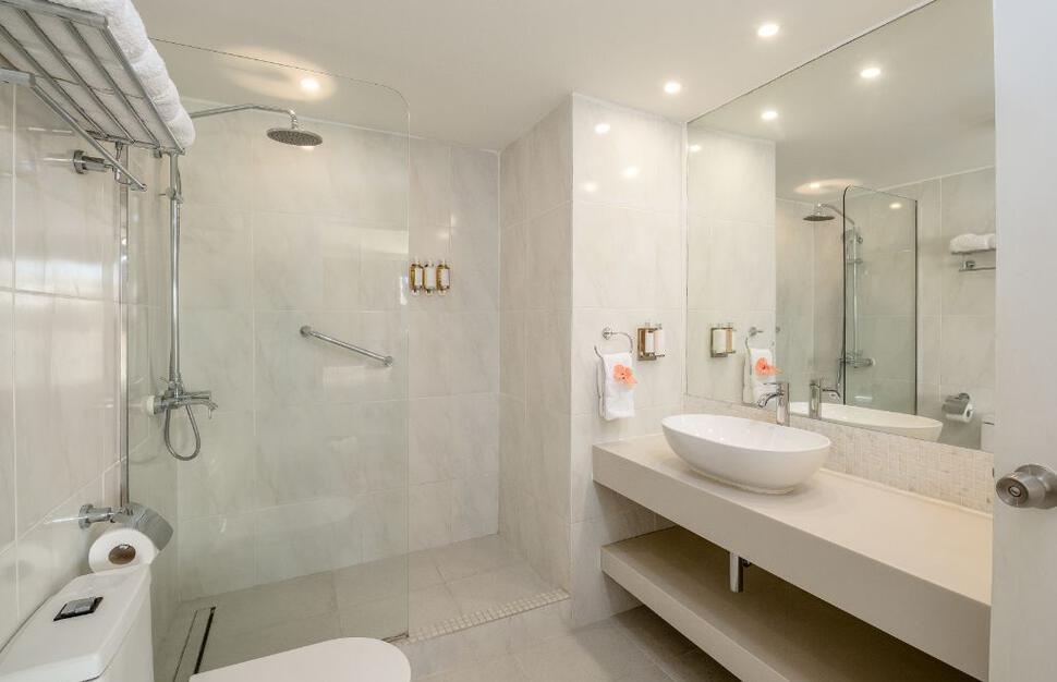 Deluxe Signature Room