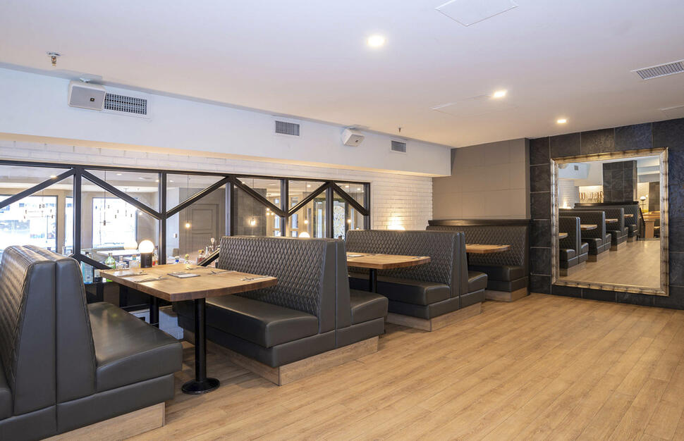 Moxie's Grill & Bar