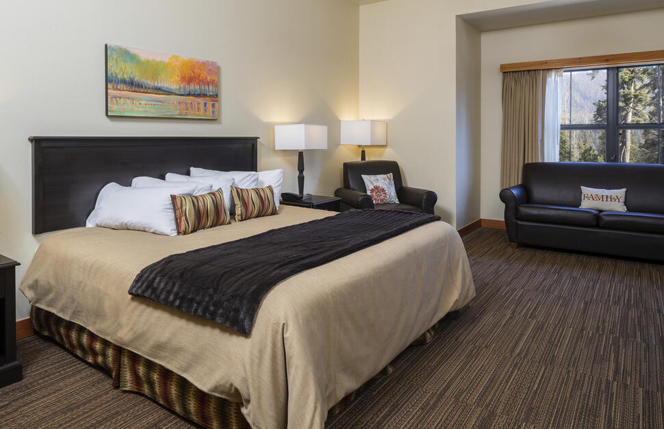 Deluxe King Room