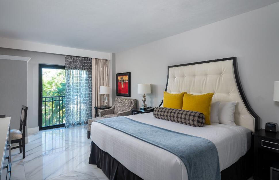 Deluxe Double Room, Inn on Fifth, Naples and Marco Island, South Gulf Coast, bedroom, room,