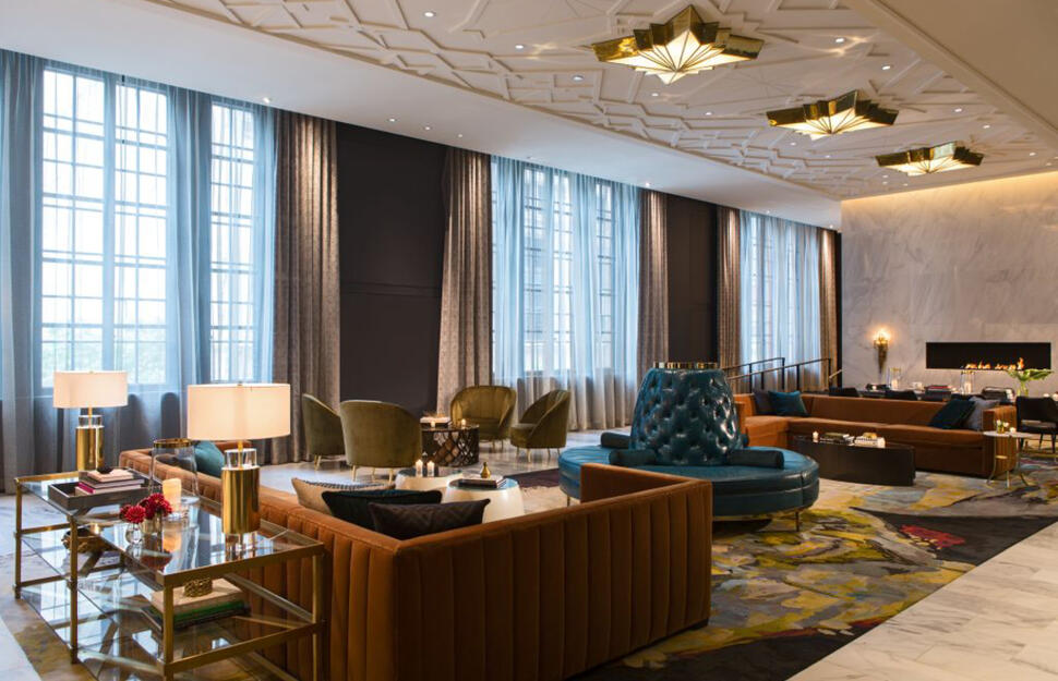 King Deluxe Room, King bed, Room, Hotel Allegro, Chicago, USA, Illinois