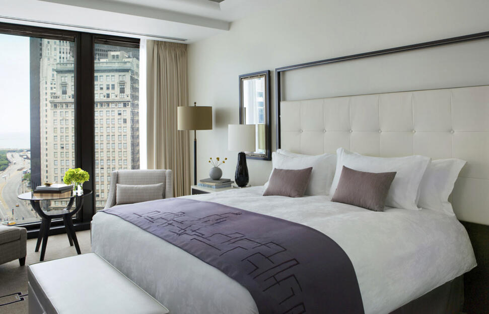 Grand Room with 2 double beds, Langham Chicago, Illinois, East Coast, USA