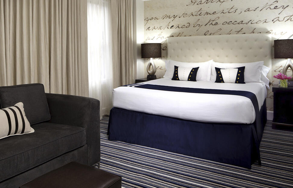 Deluxe King Room