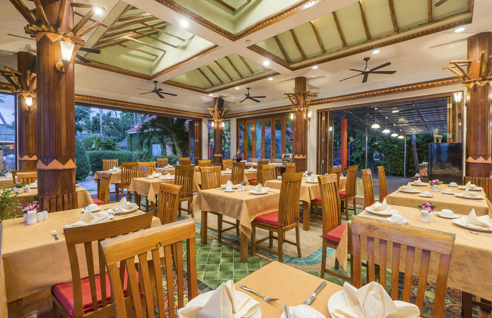 C Front Restaurant