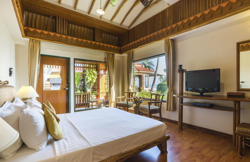 Deluxe Building room
