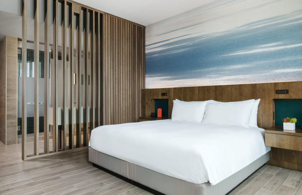 Urban King Room